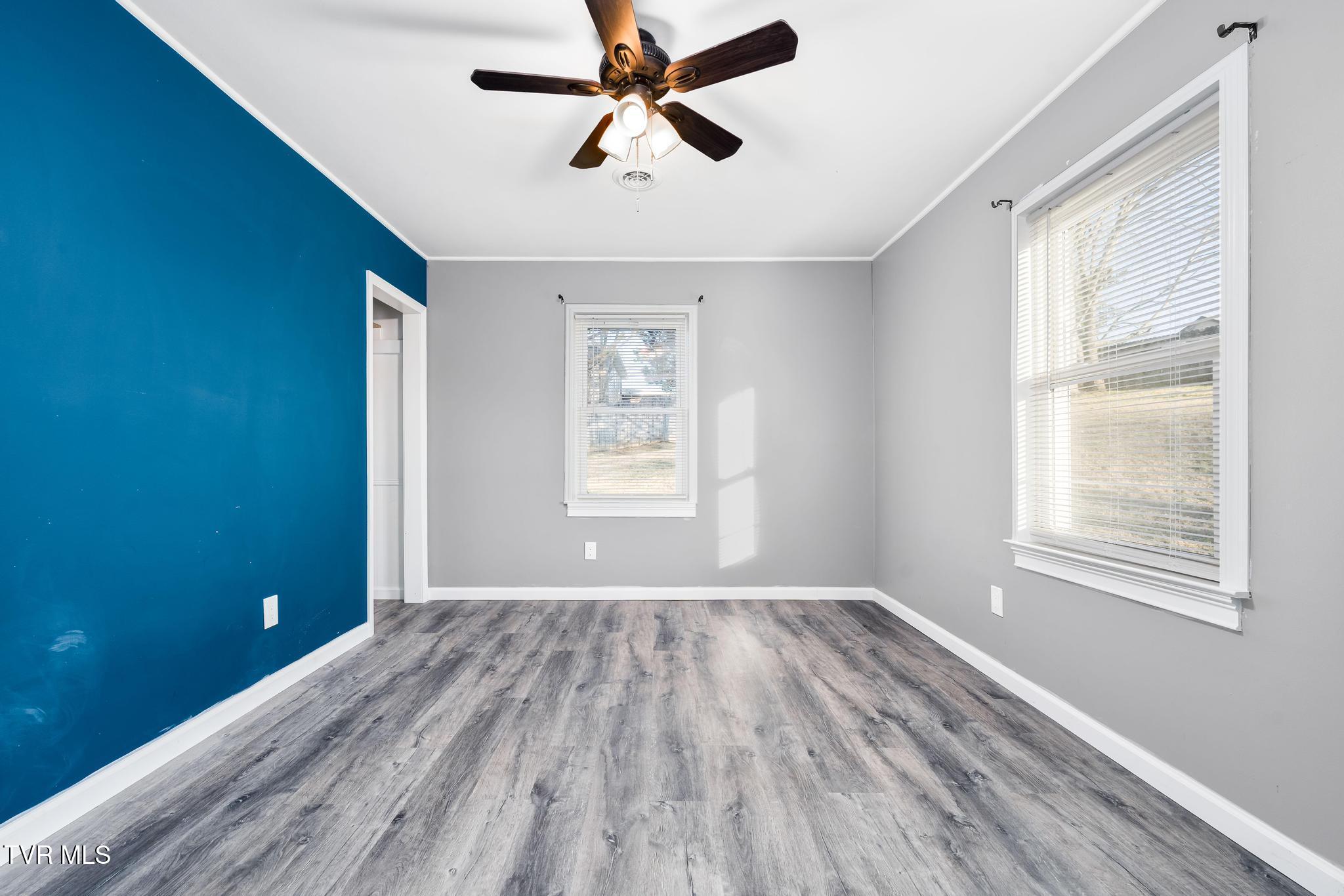 172 Hopper Road Johnson City, TN 37604 - Photo 14 of 38 172 Hopper Road (40 of 44)