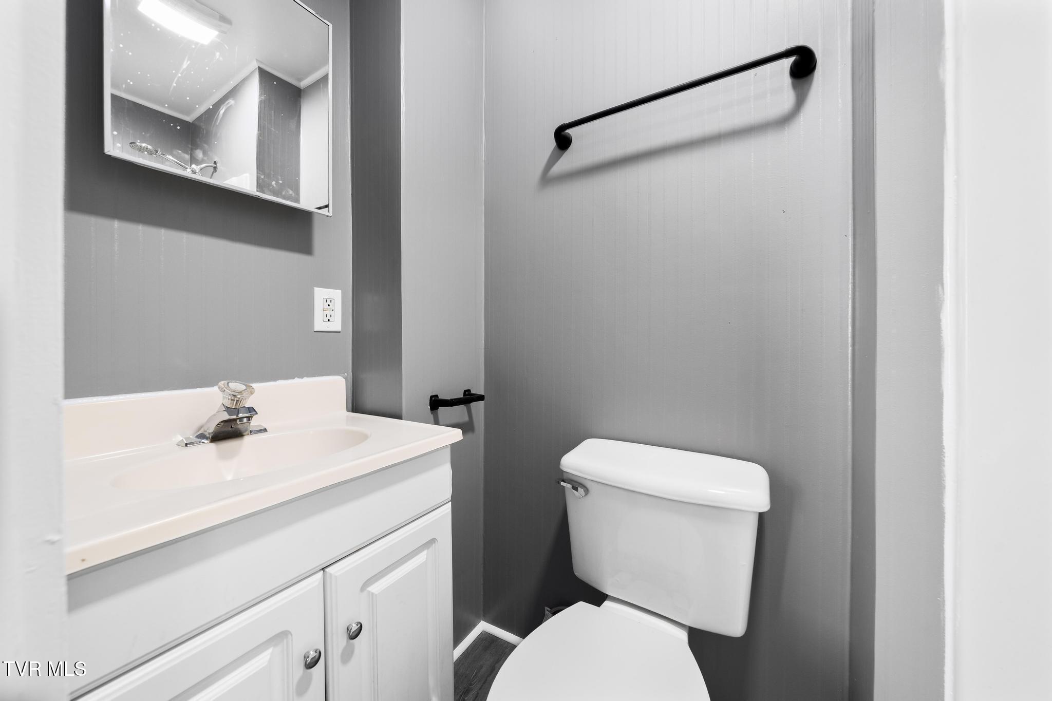 172 Hopper Road Johnson City, TN 37604 - Photo 18 of 38 172 Hopper Road (44 of 44)