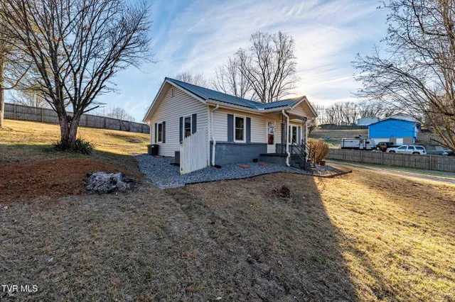 $1,500 | 172 Hopper Road, Johnson City, TN 37604