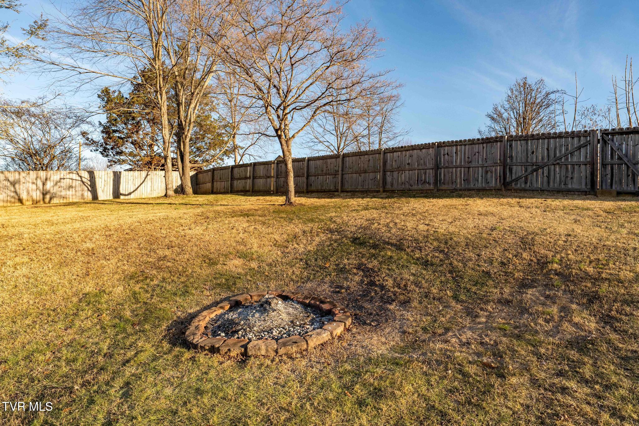 172 Hopper Road Johnson City, TN 37604 - Photo 36 of 38 172 Hopper Road (21 of 44)