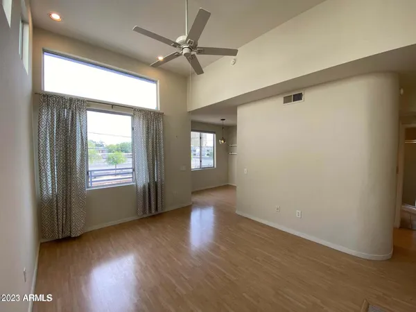 $1,800 | 3633 North 3rd Avenue, Unit 2050, Phoenix, AZ 85013