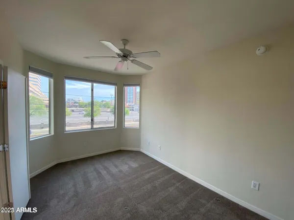 $1,800 | 3633 North 3rd Avenue, Unit 2050, Phoenix, AZ 85013