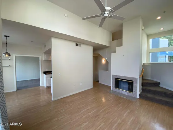 $1,800 | 3633 North 3rd Avenue, Unit 2050, Phoenix, AZ 85013