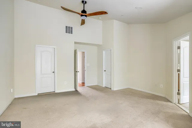 $3,200 | 23210 Roberts Tavern Drive, Unit 2375, Clarksburg, MD 20871