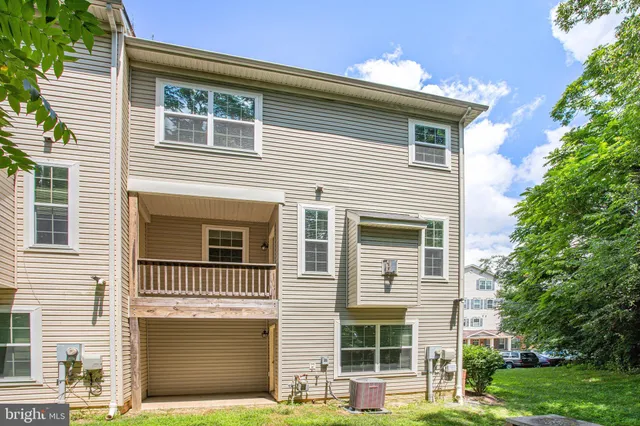 $3,200 | 23210 Roberts Tavern Drive, Unit 2375, Clarksburg, MD 20871