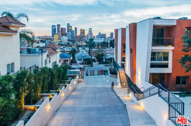 $1,049,000 | 1015 Figueroa Terrace, Unit 16, Los Angeles, CA 90012