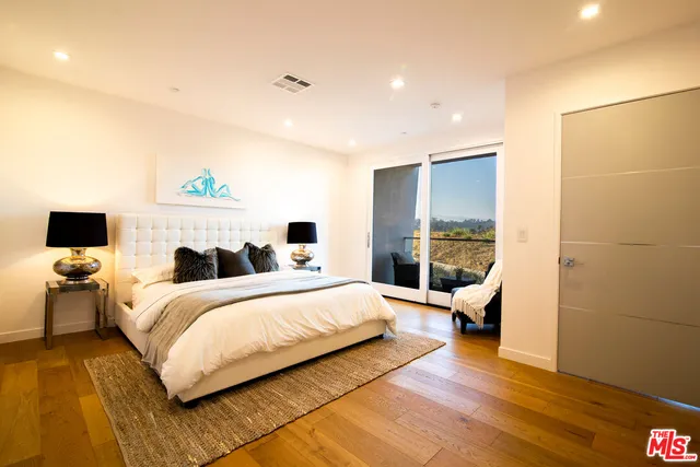 $1,049,000 | 1015 Figueroa Terrace, Unit 16, Los Angeles, CA 90012