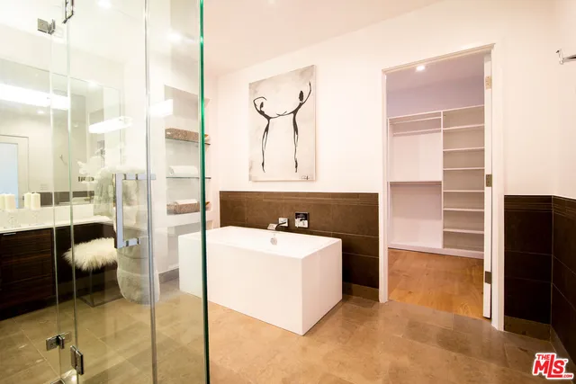 $1,049,000 | 1015 Figueroa Terrace, Unit 16, Los Angeles, CA 90012