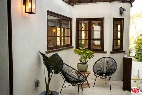 $3,295,000 | 1825 Redesdale Avenue, Los Angeles, CA 90026