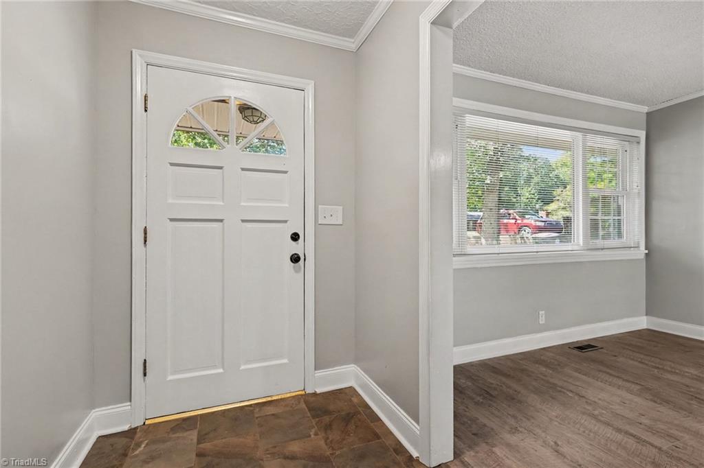 1019 Redding Road Asheboro, NC 27203 - Photo 9 of 28 Gallery Image 9