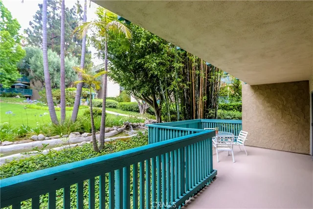$560,000 | 412 North Bellflower Boulevard, Unit 122, Long Beach, CA 90814