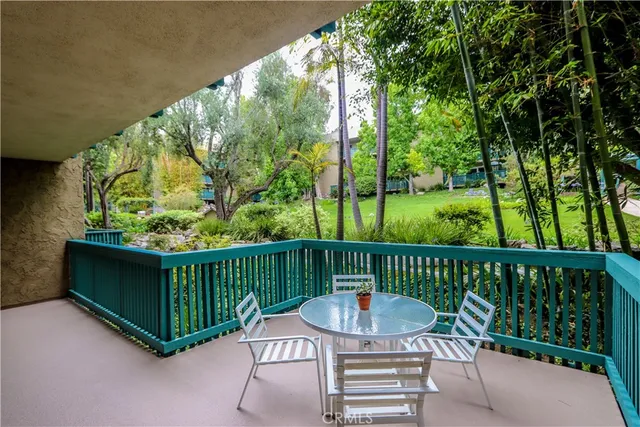 $560,000 | 412 North Bellflower Boulevard, Unit 122, Long Beach, CA 90814