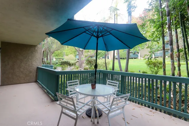 $560,000 | 412 North Bellflower Boulevard, Unit 122, Long Beach, CA 90814