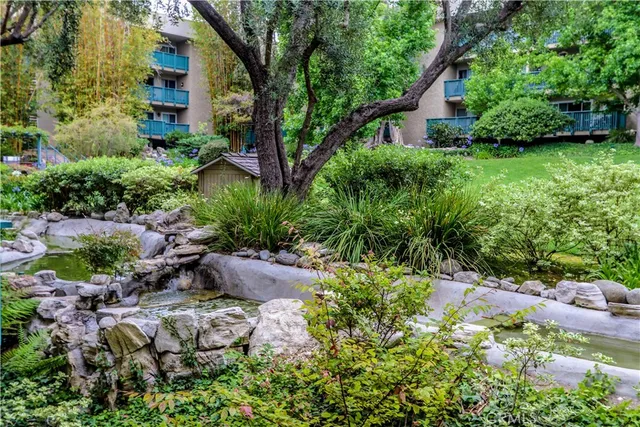 $560,000 | 412 North Bellflower Boulevard, Unit 122, Long Beach, CA 90814