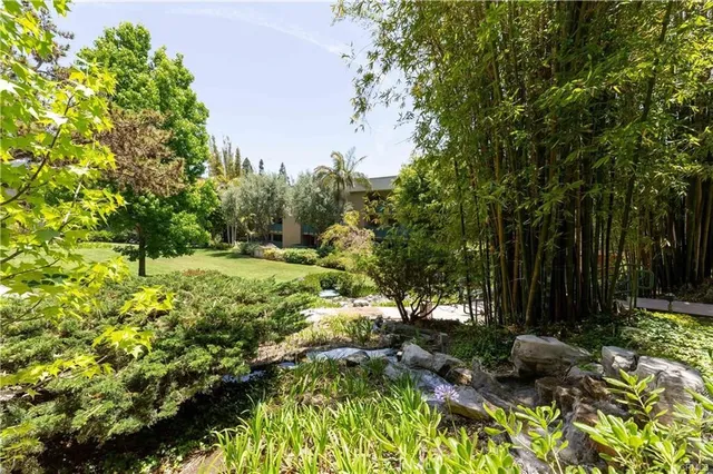 $560,000 | 412 North Bellflower Boulevard, Unit 122, Long Beach, CA 90814