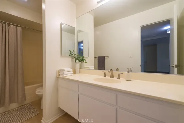$560,000 | 412 North Bellflower Boulevard, Unit 122, Long Beach, CA 90814