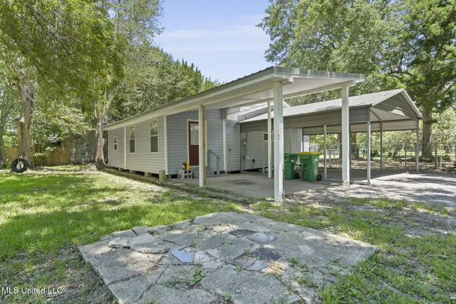 $160,000 | 529 Pear Street, Ocean Springs, MS 39564