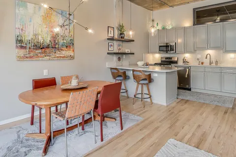 $449,900 | 900 North Kingsbury Street, Unit 1025, Chicago, IL 60610