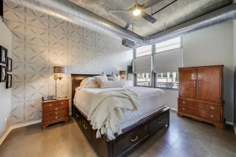 $449,900 | 900 North Kingsbury Street, Unit 1025, Chicago, IL 60610