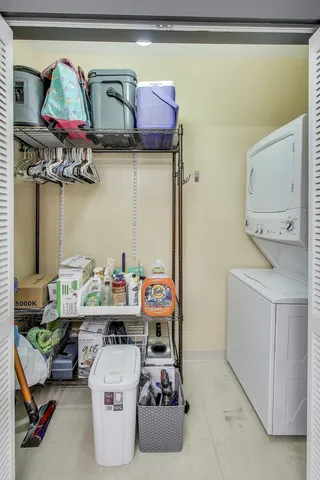 $449,900 | 900 North Kingsbury Street, Unit 1025, Chicago, IL 60610