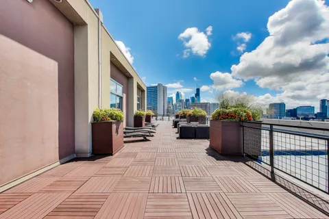 $449,900 | 900 North Kingsbury Street, Unit 1025, Chicago, IL 60610