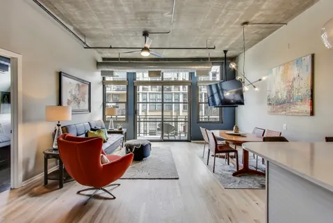 $449,900 | 900 North Kingsbury Street, Unit 1025, Chicago, IL 60610