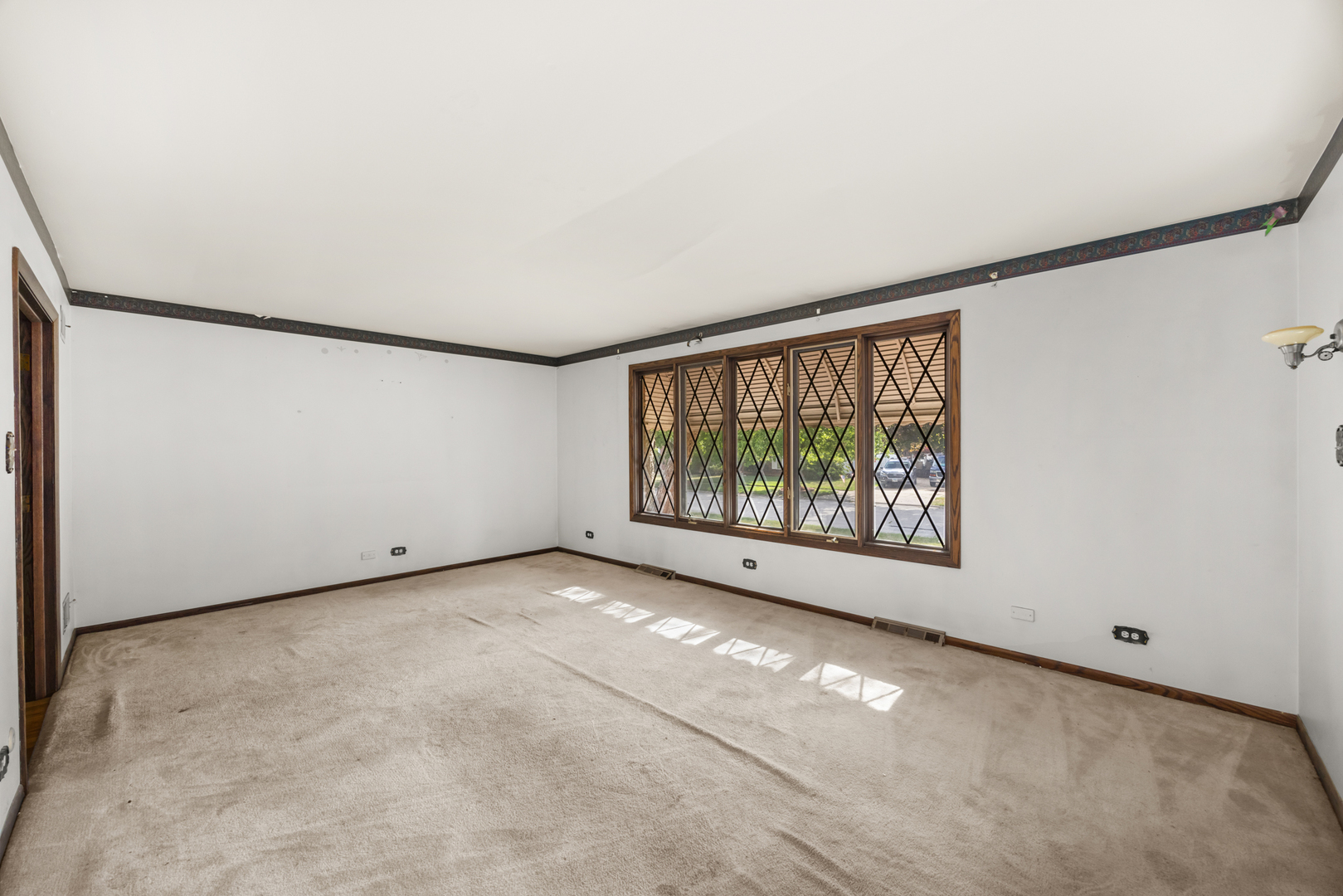 18309 Bock Road Lansing, IL 60438 - Photo 7 of 28 a view of an empty room with a window