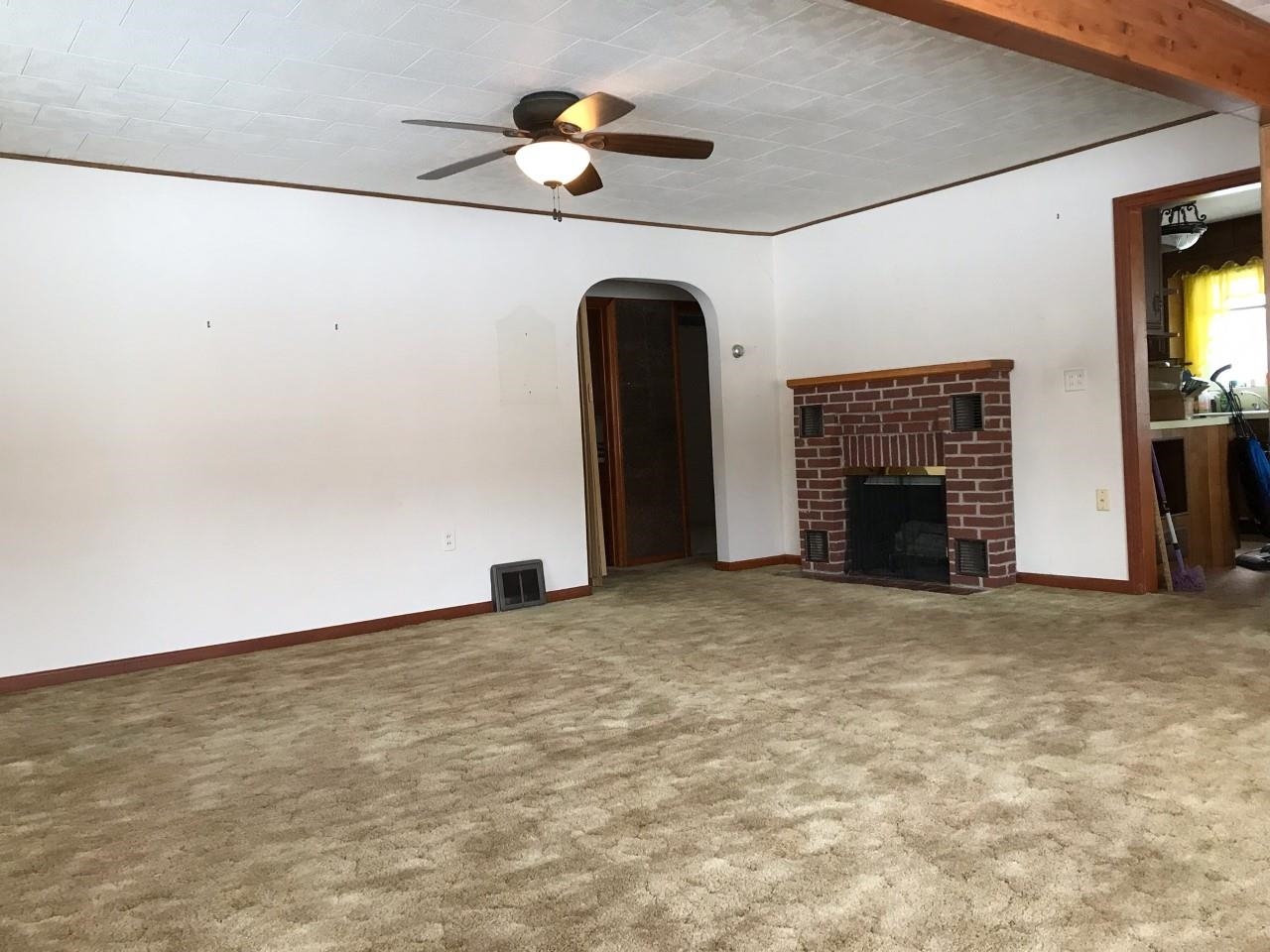 2090 North Winn Road Mount Pleasant, MI 48858 - Photo 6 of 7 1896969-5.JPG
