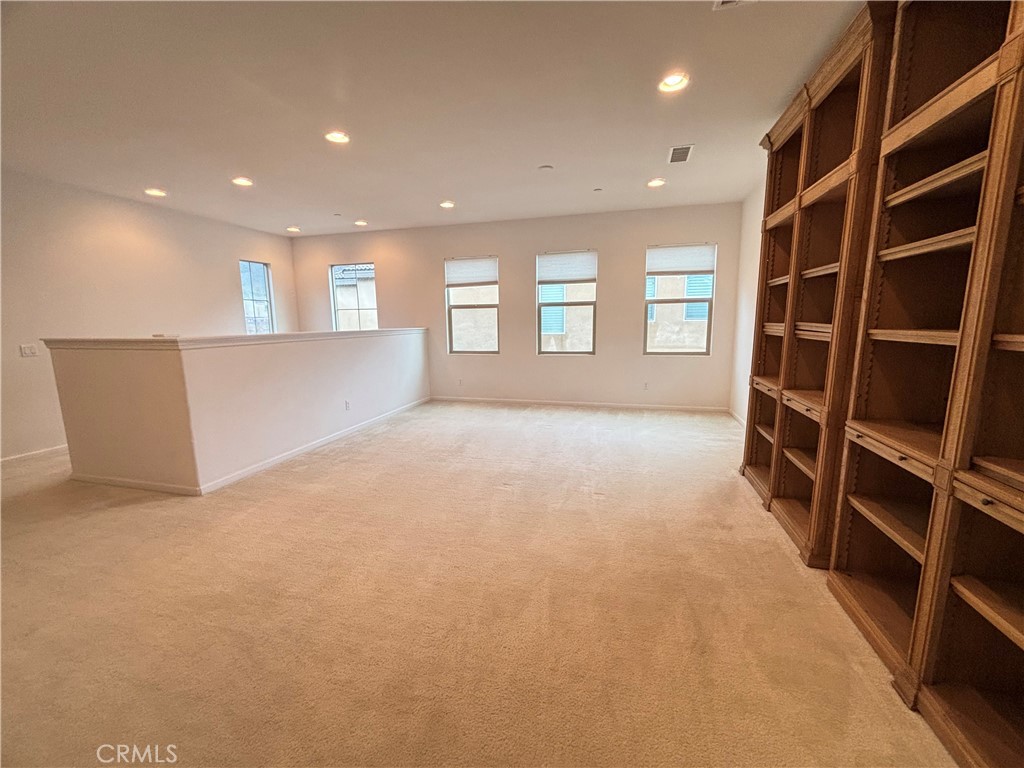 11388 Kingbird Drive Corona, CA 92883 - Photo 16 of 24