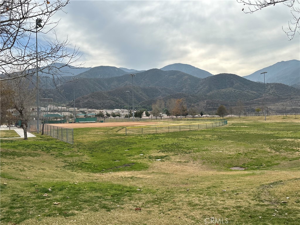 11388 Kingbird Drive Corona, CA 92883 - Photo 5 of 24