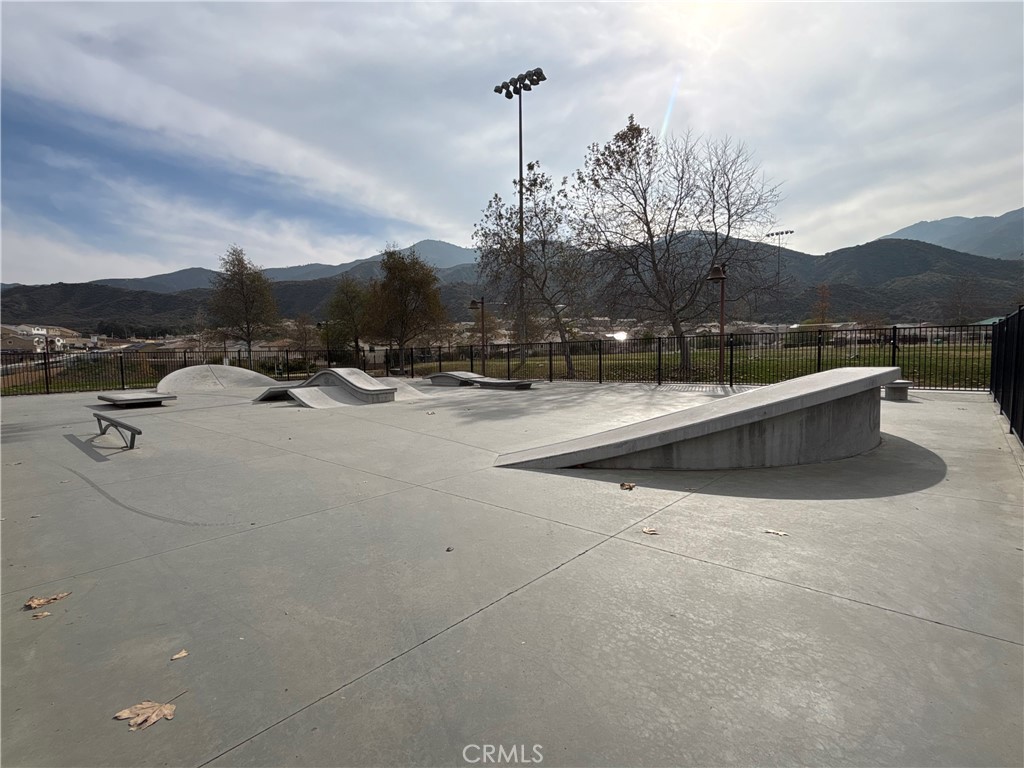 11388 Kingbird Drive Corona, CA 92883 - Photo 6 of 24