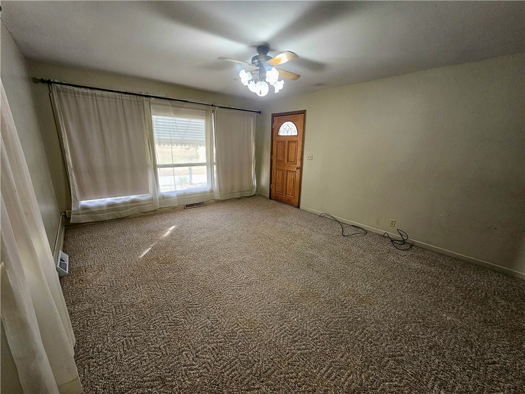 303 North Church Street Georgetown, IL 61846 - Photo 6 of 21
