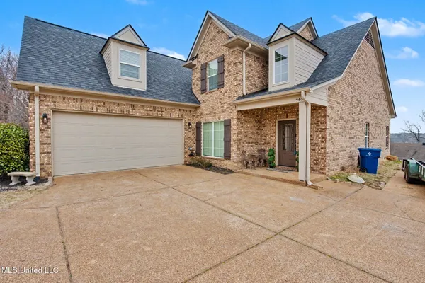 $455,000 | 1960 Bakersfield Drive, Nesbit, MS 38651