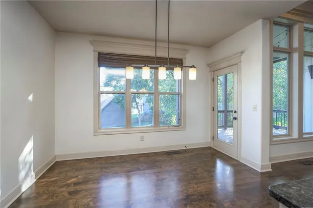 $600,000 | 1317 Northeast Kenwood Drive, Lee's Summit, MO 64064