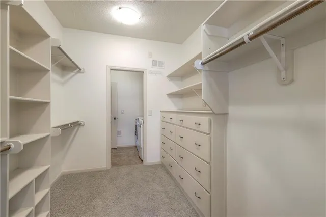 $600,000 | 1317 Northeast Kenwood Drive, Lee's Summit, MO 64064