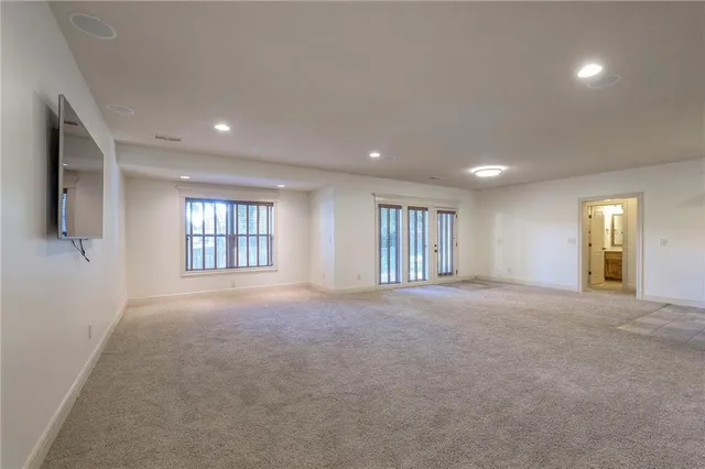 $600,000 | 1317 Northeast Kenwood Drive, Lee's Summit, MO 64064