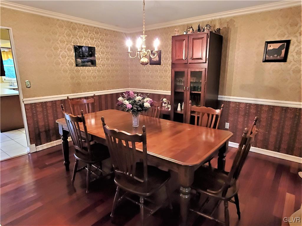 9635 Oakview Road Kempton, PA 19529 - Photo 9 of 35 Gallery Image 9