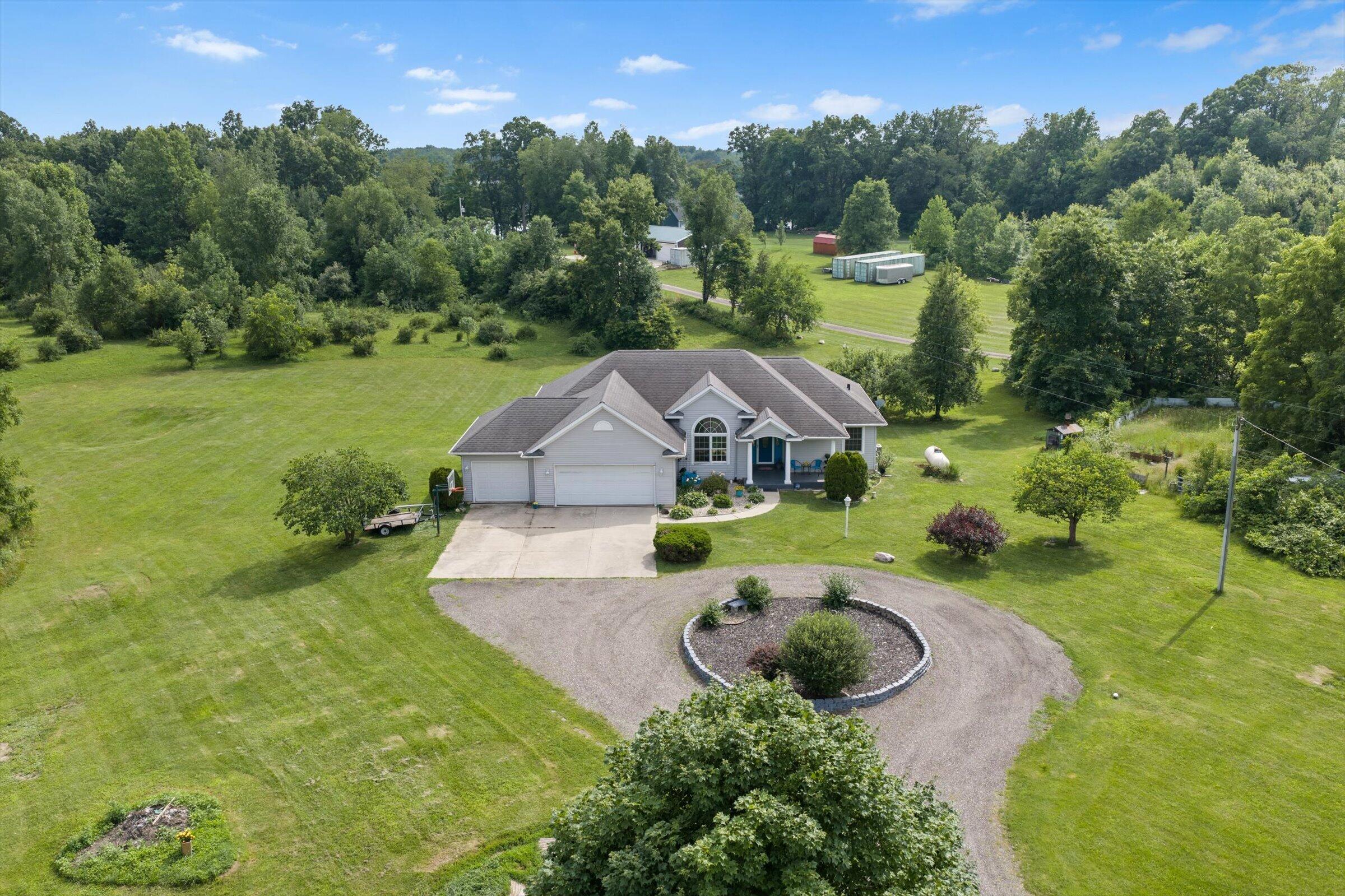 17883 Paradise Lake Road Vandalia, MI 49095 - Photo 5 of 52 44-a-087