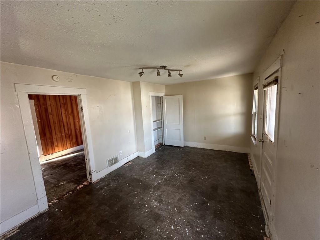 1616 3rd Avenue Arnold, PA 15068 - Photo 16 of 18 wooden floor in an empty room