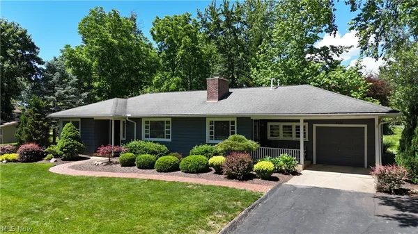 $390,000 | 3126 Mayfield Road, Silver Lake, OH 44224
