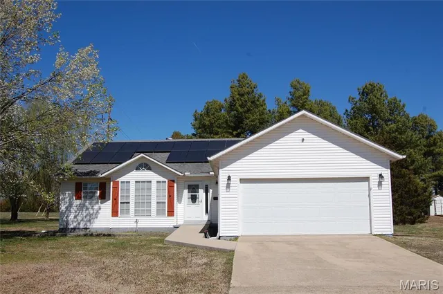 $219,900 | 5711 Cedar Valley Drive, Poplar Bluff, MO 63901