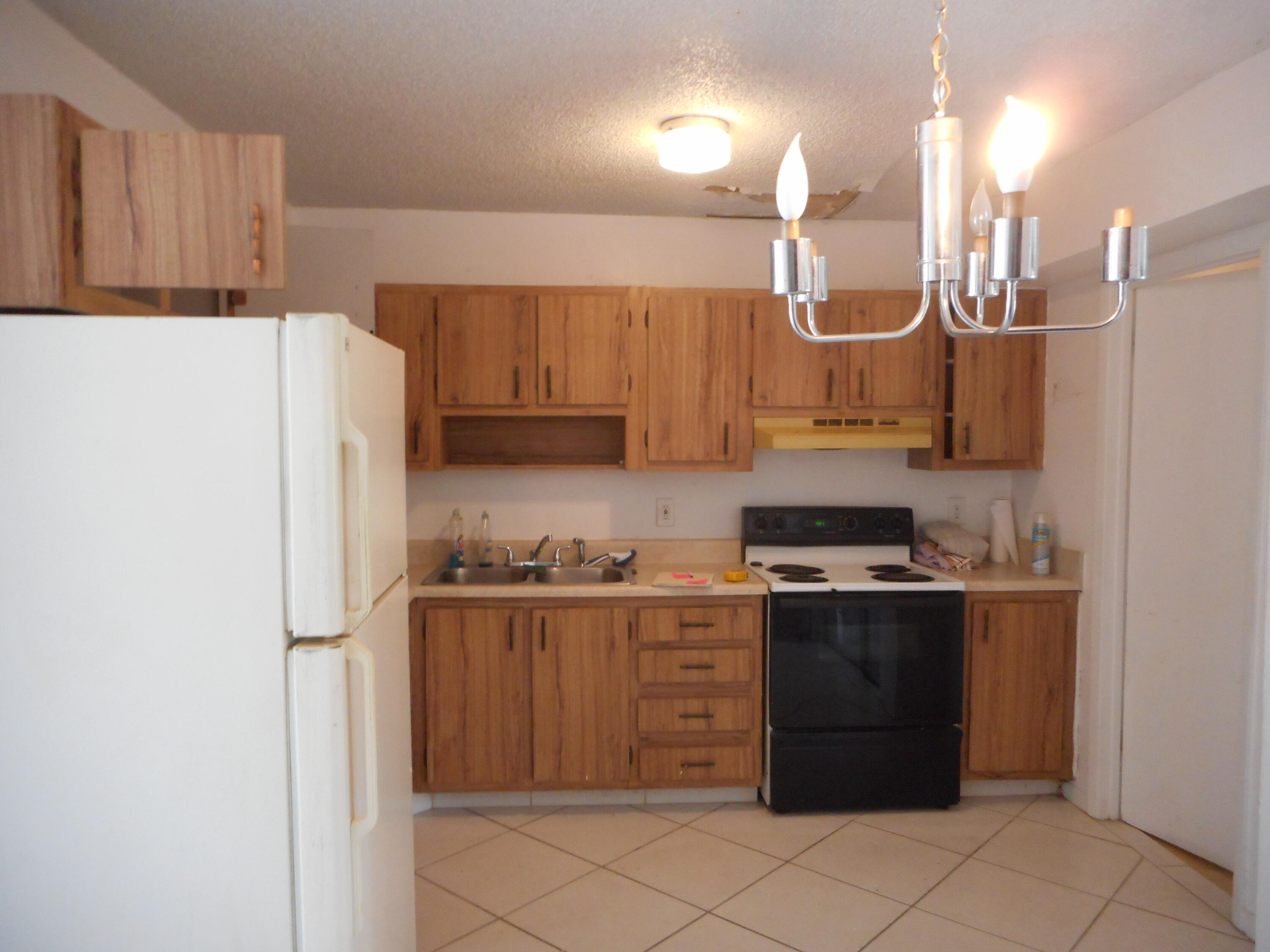 938 Sumter Road West West Palm Beach, FL 33415 - Photo 12 of 14 DSCN4447