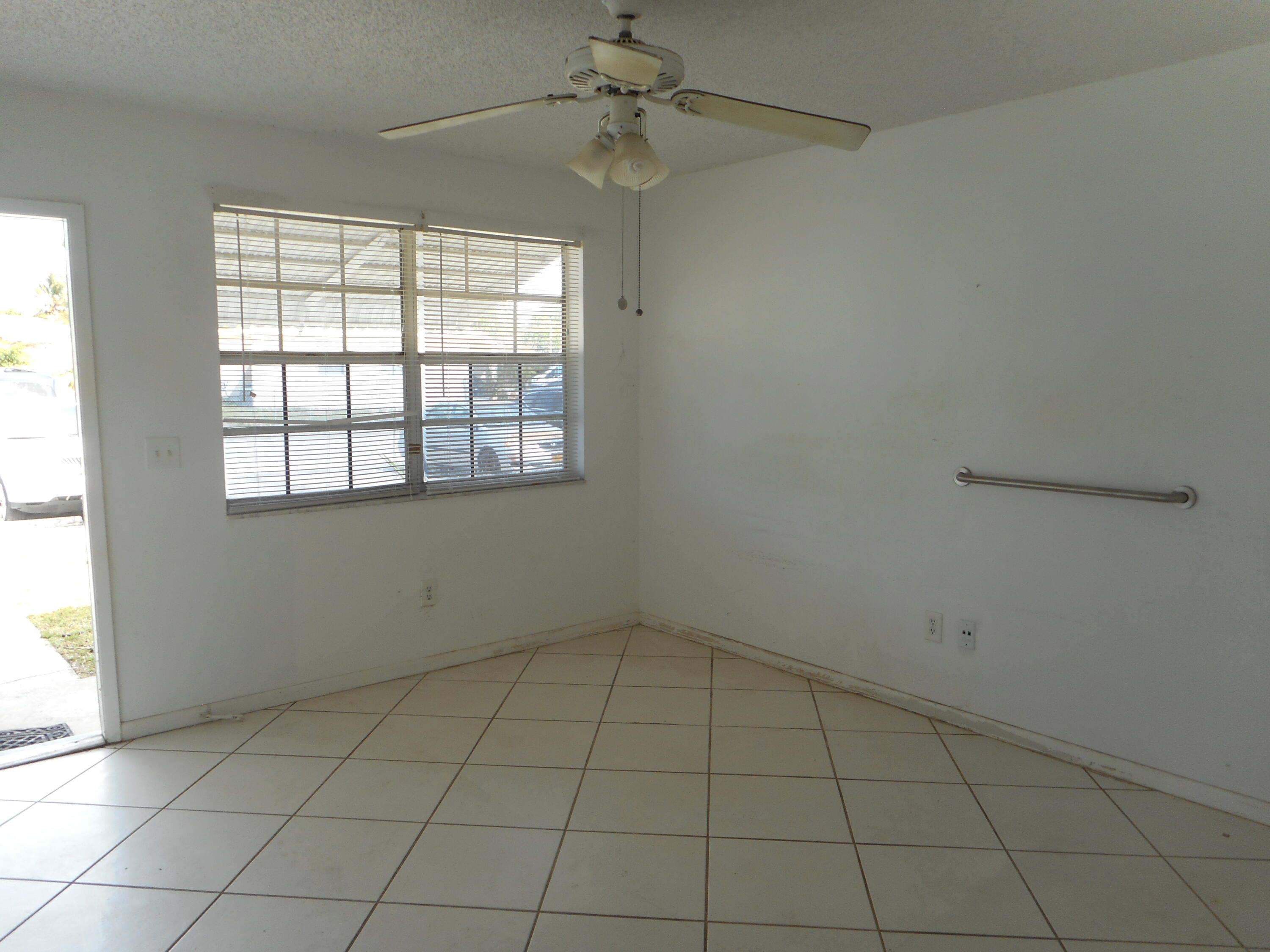 938 Sumter Road West West Palm Beach, FL 33415 - Photo 6 of 14 DSCN4441