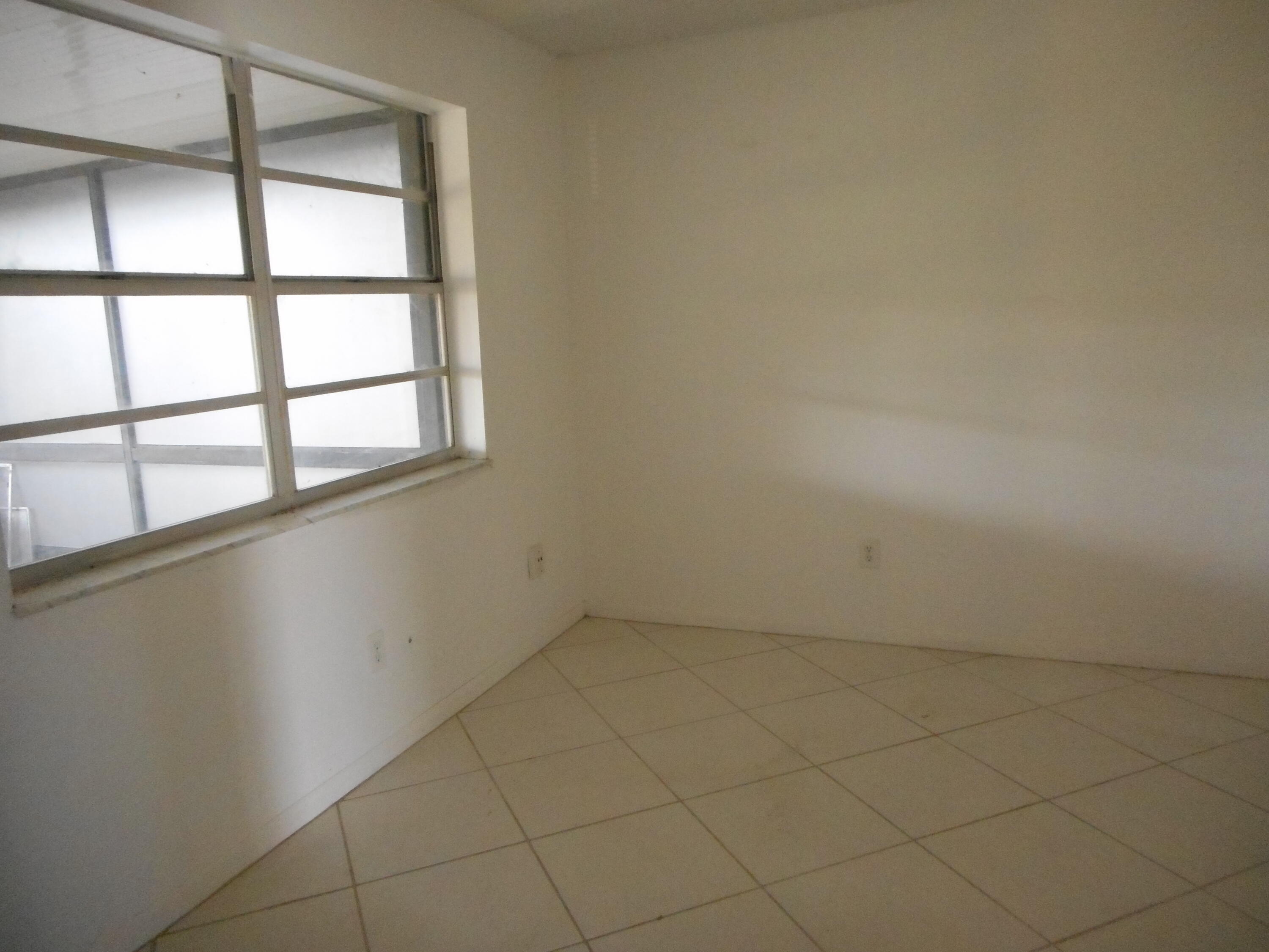 938 Sumter Road West West Palm Beach, FL 33415 - Photo 10 of 14 DSCN4445