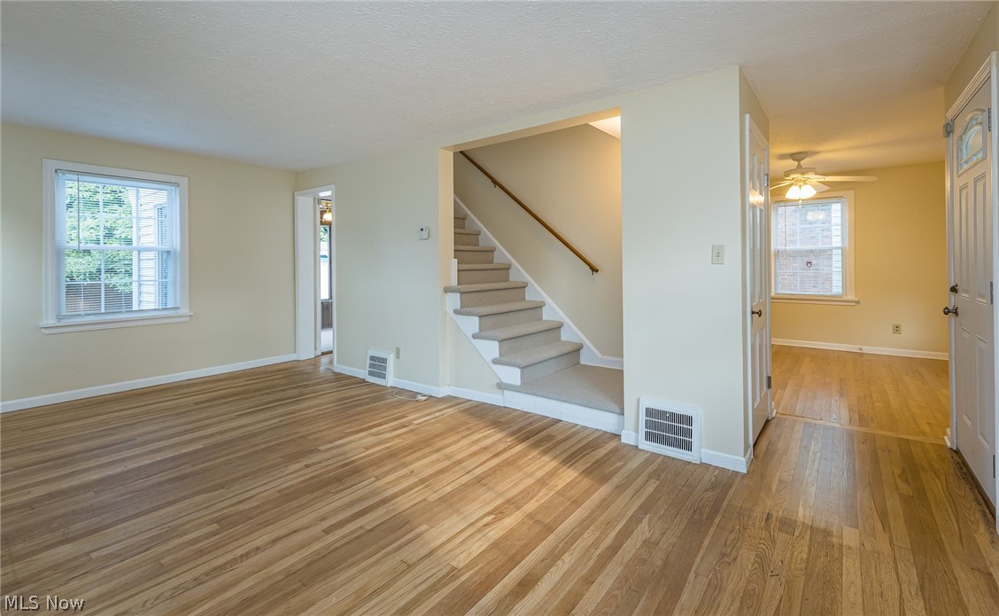 3702 Pennington Road Cleveland, OH 44120 - Photo 5 of 24