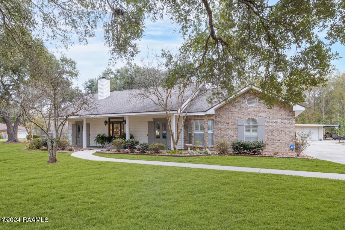 215 Boone Road Scott, LA 70583 - Photo 2 of 43 215 Boone-2