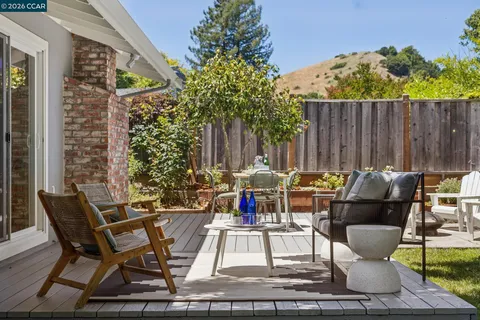 $1,695,000 | 263 Tharp Drive, Moraga, CA 94556