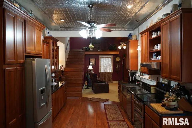 $656,500 | 25065 Rock Springs Hollow Road, Thebes, IL 62990