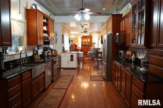 $656,500 | 25065 Rock Springs Hollow Road, Thebes, IL 62990