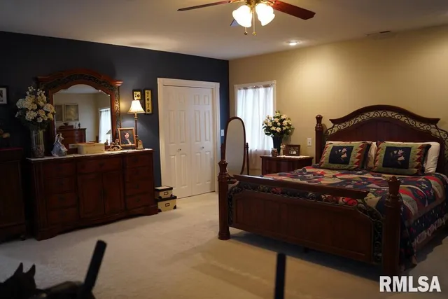 $656,500 | 25065 Rock Springs Hollow Road, Thebes, IL 62990